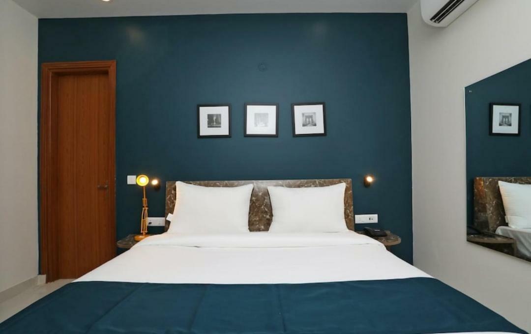 Hotel Galaxy Inn Gurgaon Exterior photo